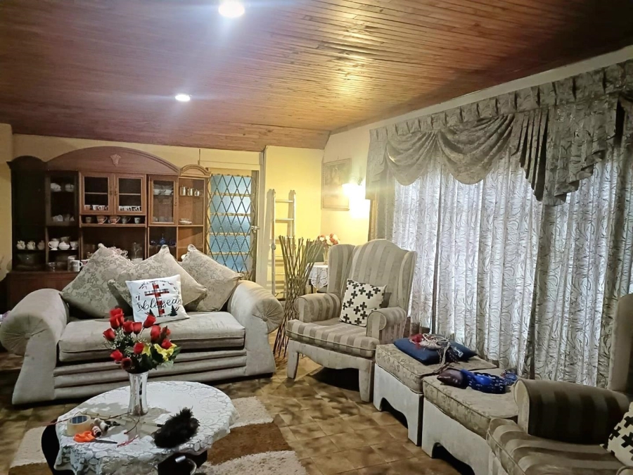 5 Bedroom Property for Sale in Brandfort Free State